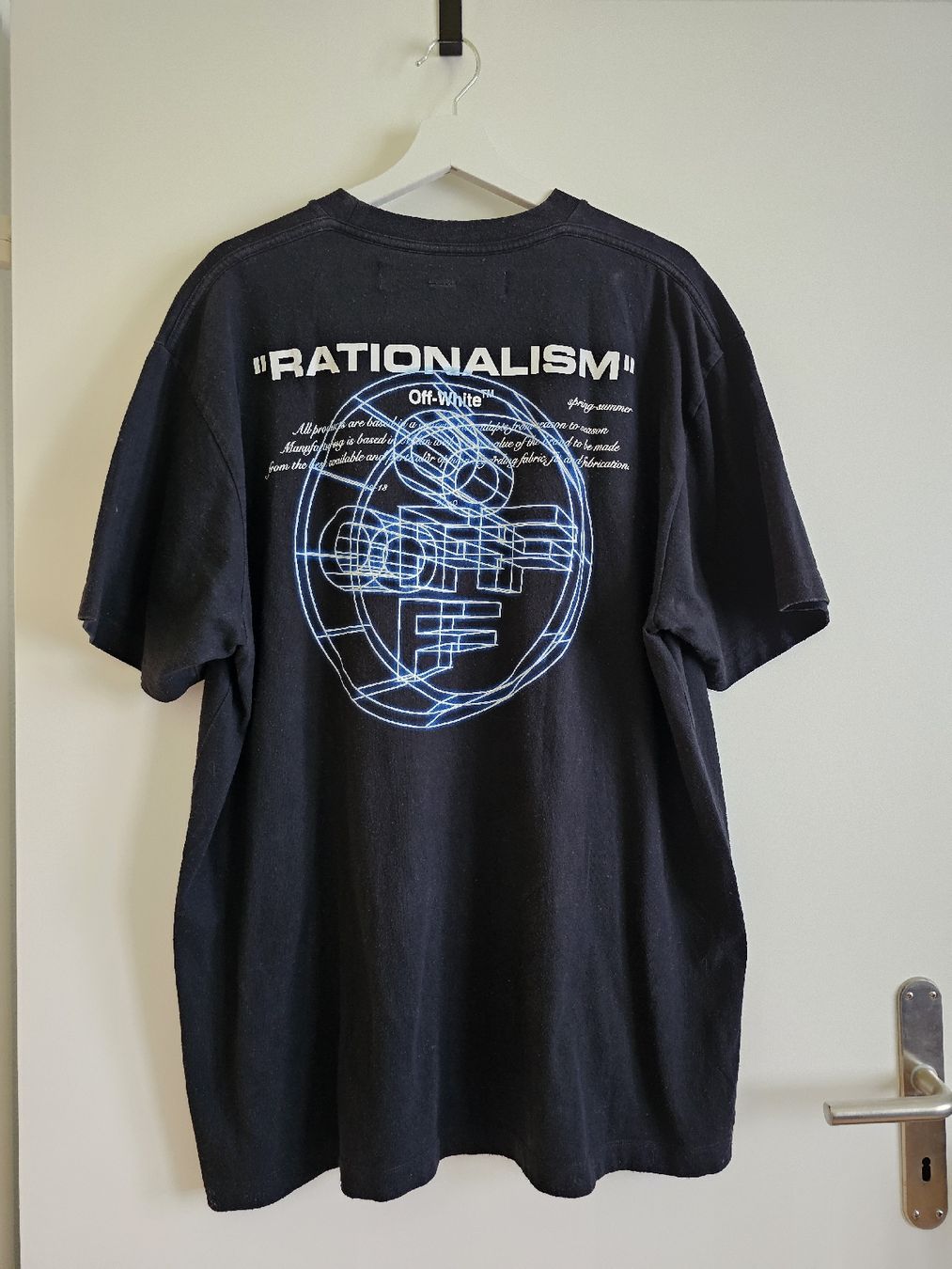 Off-White T-shirt: OFF-WHITE T-Shirt – Nuovo (secondo la descrizione) da Emmenbrücke venduto da The.Vision