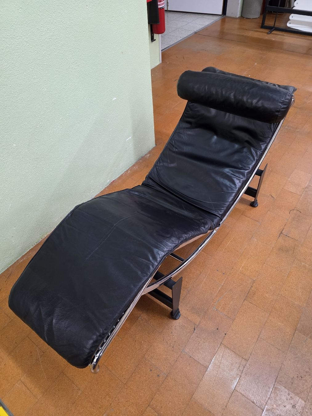 Sedie a sdraio: Designer Liege im LC4 Le Corbusier Stil – Usato da Lichtensteig venduto da Polsterwerk 3
