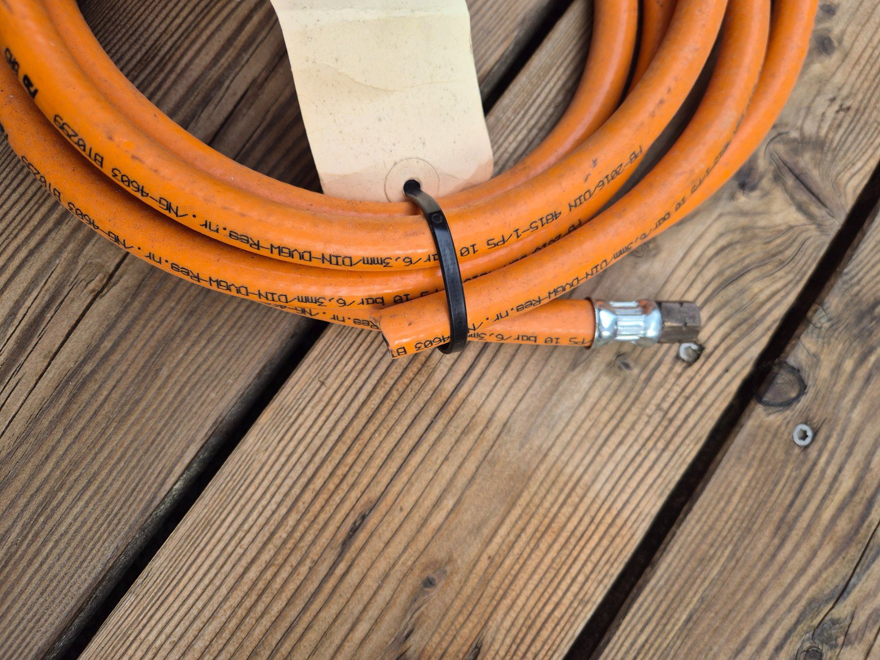 Apparecchiature e tecnologia a gas: Gasschlauch 3 Meter 10 bar – Usato da Mollis venduto da Kekie 1