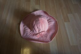 Sommerhut mit Streifen - Ideal für den Sommer!
