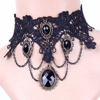 Kette gotisch schwarz Spitze mit Strass