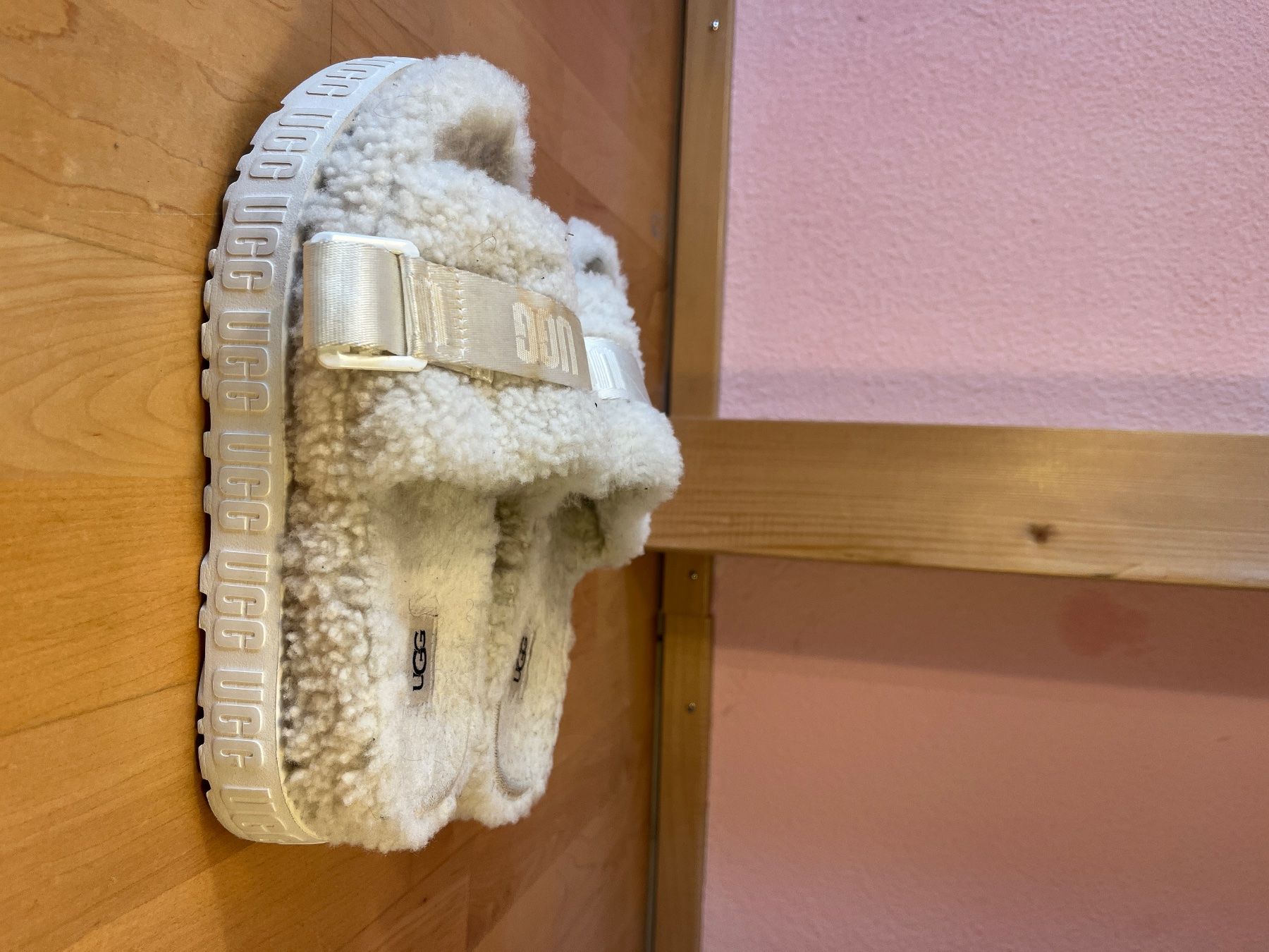 Scarpe da donna: original Ugg Finken – Usato da Zürich venduto da jea_rl6p