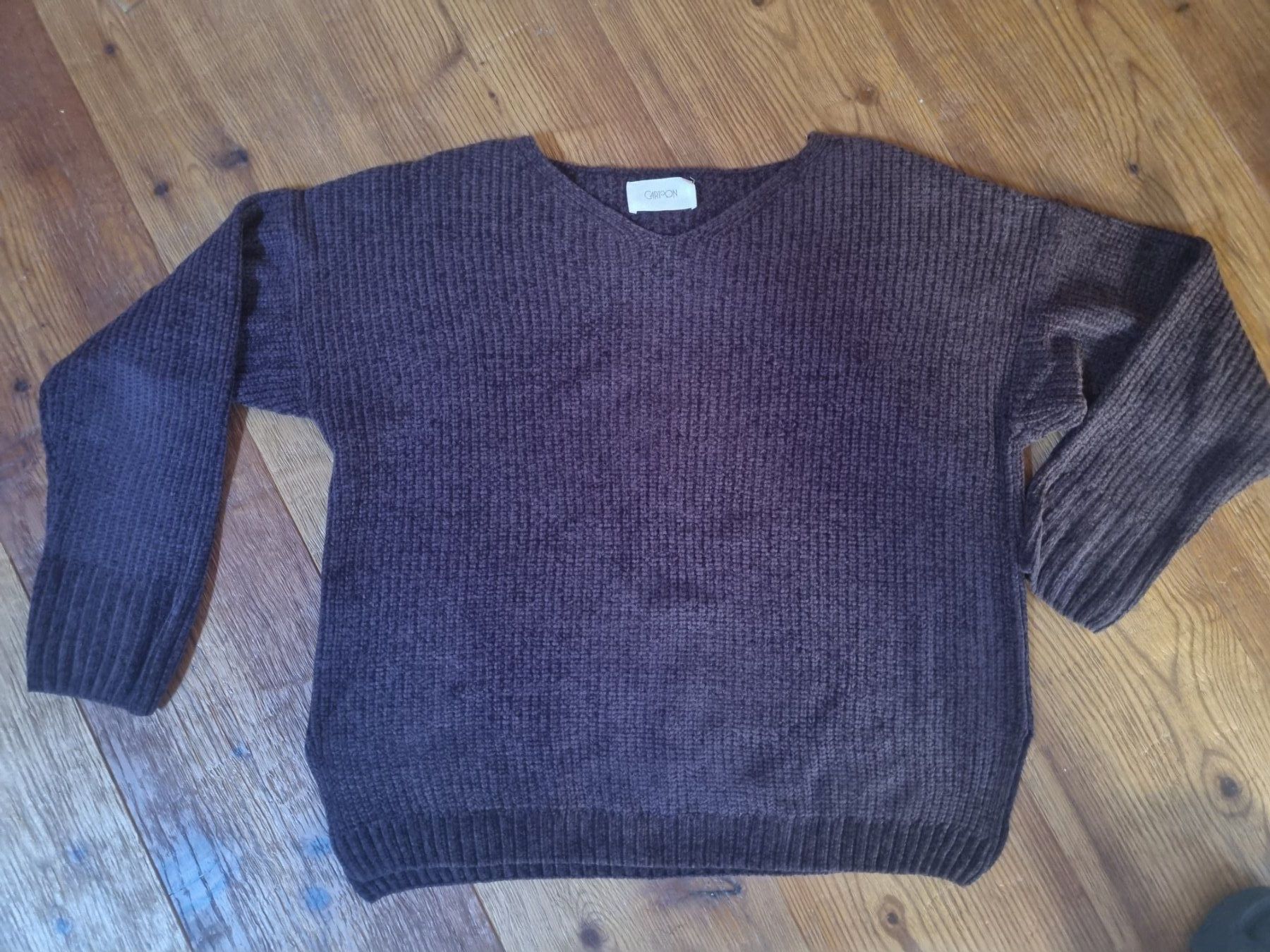 Maglioni & Felpe: Cartoon Damenpullover, Grösse S, braun – Usato da Vättis venduto da cala010
