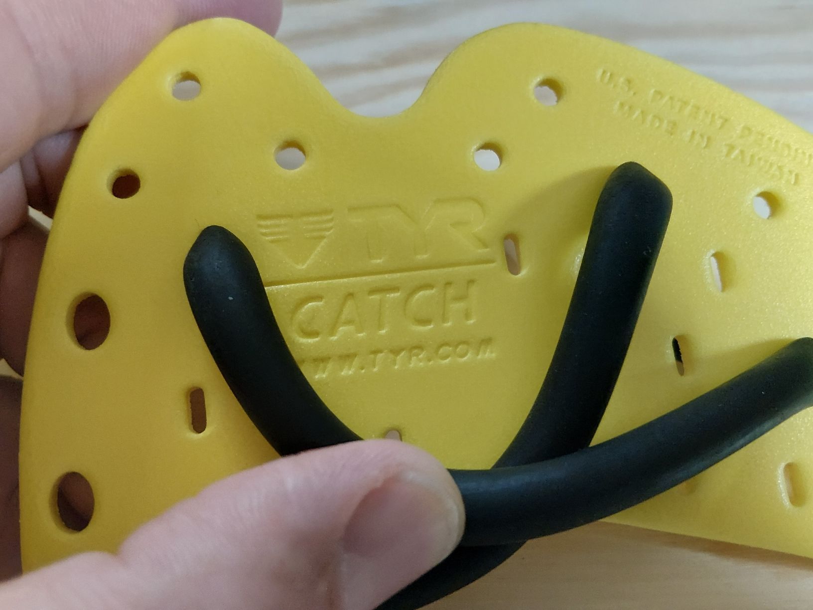 Pinne, Maschere & Boccagli: Tyr Catch Finger Paddles S – Usato da Grolley venduto da Montana78 2