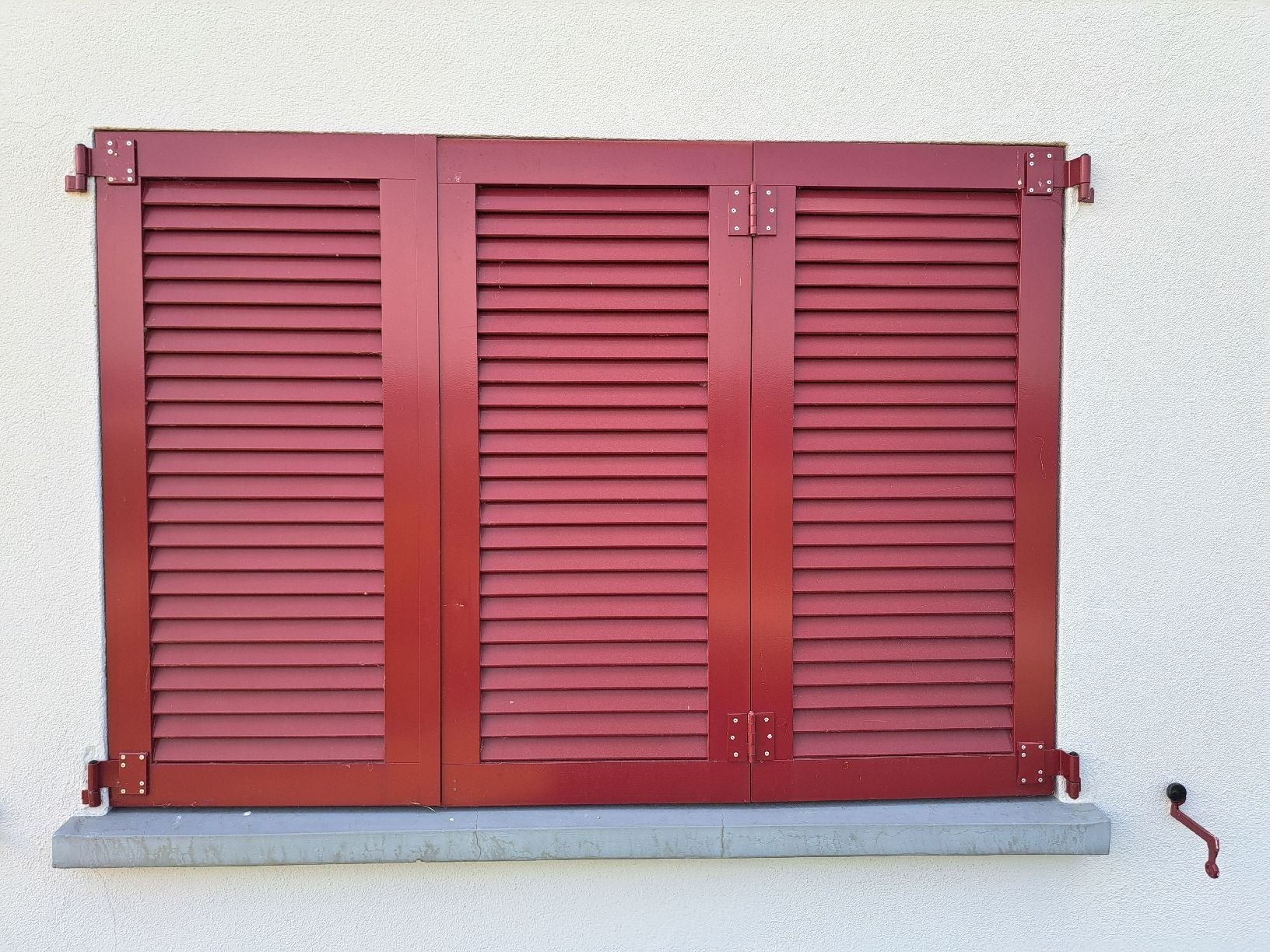 Persiane: Fensterladen 3er Rot Aluminium – Usato da Sins venduto da mch_z7dl