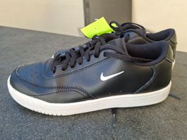 Nike 40