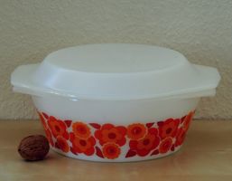 Plat à gratin vintage, cocotte ronde, Lotus, Arcopal, 1970s