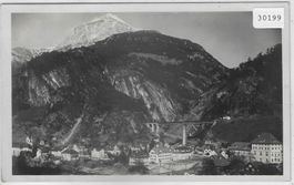 Amsteg mit Kerstelenbach-Viadukt und