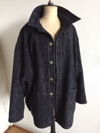 Jacke aus Wolle mit gotischen Motiven L