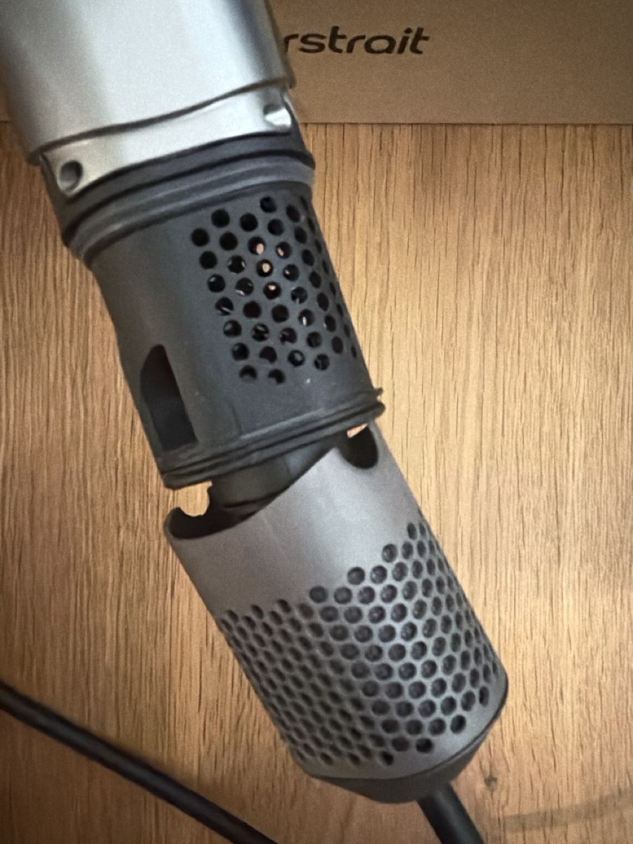 Dyson Asciugacapelli: Dyson Airstrait – Usato da Magden venduto da SCO13 3