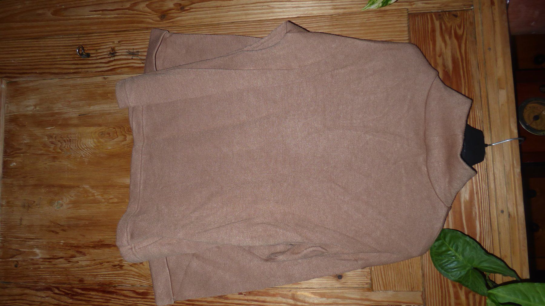 Maglioni & Felpe: Pullover mit glitzerstreifen am Arm Gr 42 Hellbraun – Usato da Sargans venduto da Benziner 5