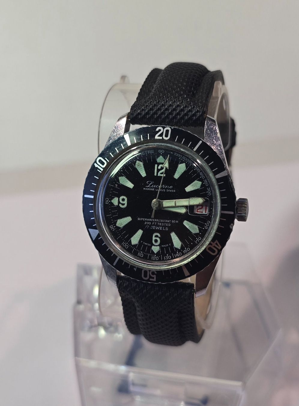 Montres: Luzerene Marine Diver Automat – D'occasion à Ennetbürgen par 50shafali53 1