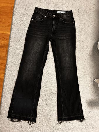 Jean Bershka noir, coupe droite, taille 36