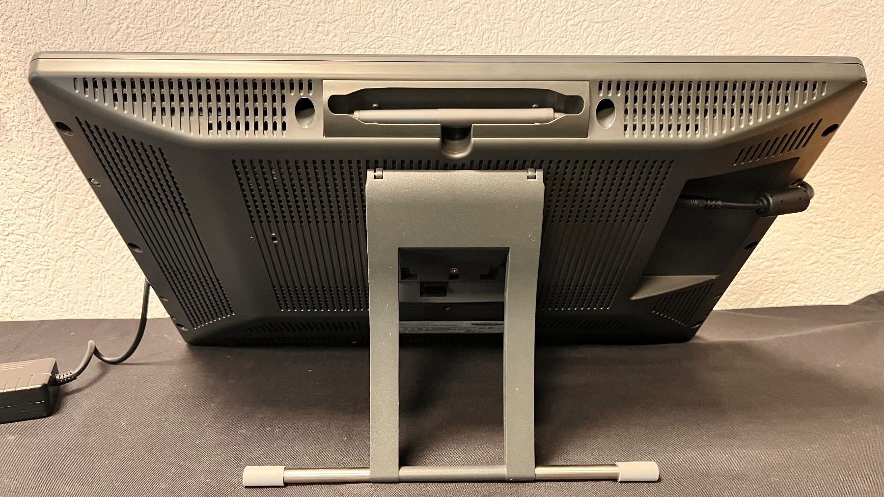 Wacom Monitor: Wacom DTK-2241 – Usato da Bern venduto da NIKA-SYSTEMS 2