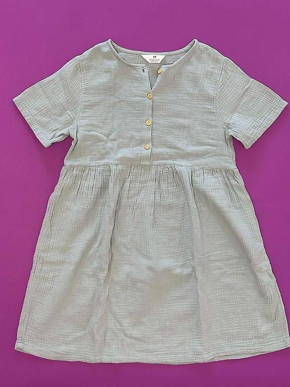 Lotti & Set di vestiti: Mädchenkleidung aus Baumwollgaze – Usato da Olten venduto da bastel73 1