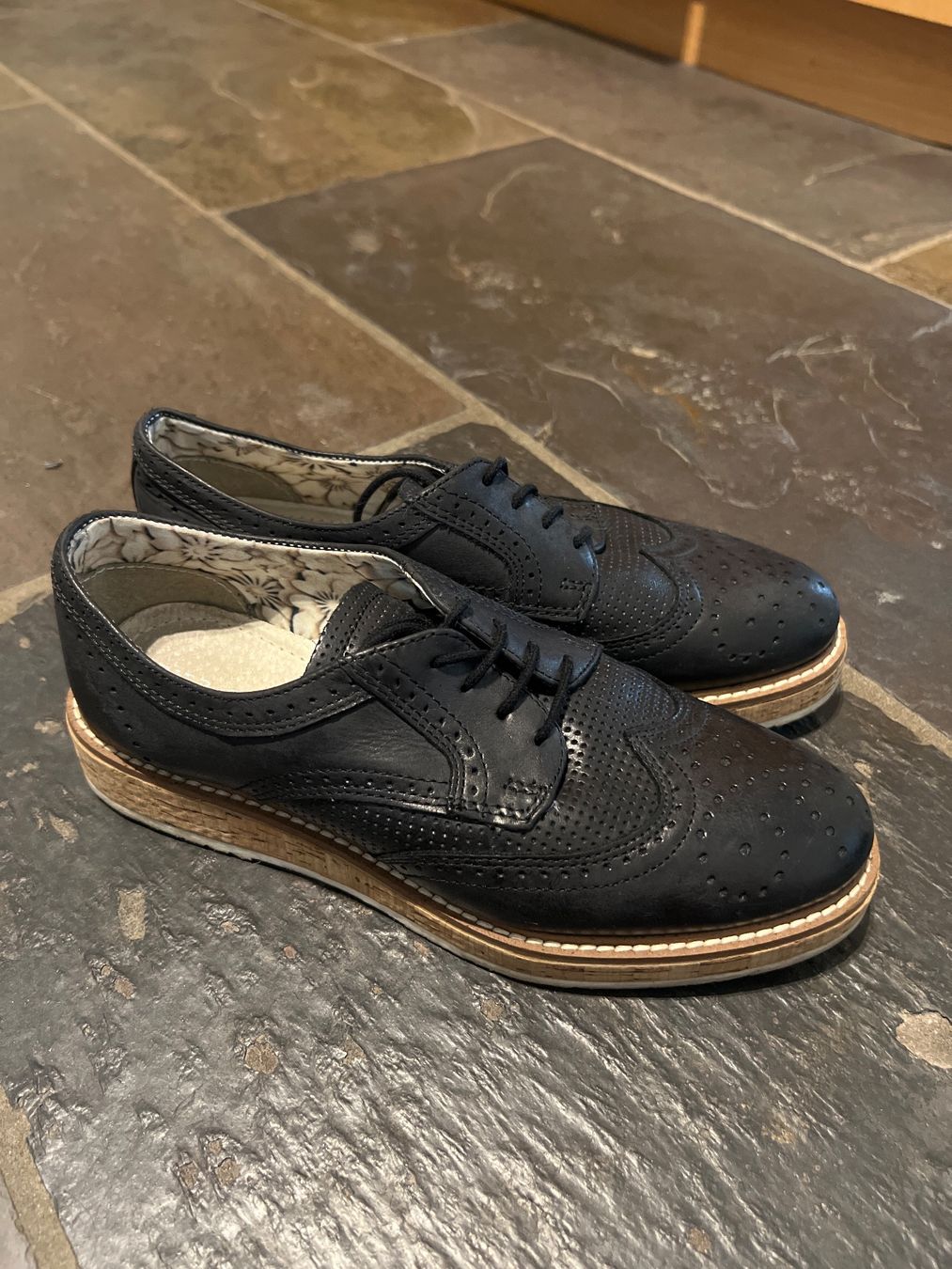 Scarpe da donna: Brogues / Anzugsschuhe / Business – Usato da Weisslingen venduto da lorrue