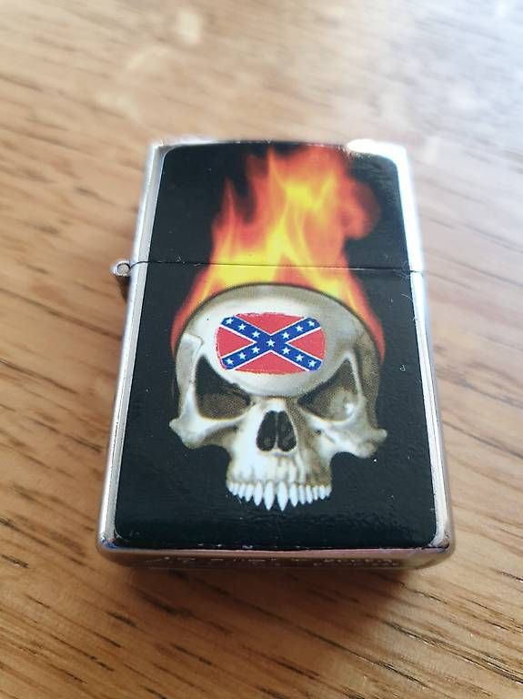 Accendini: Zippo Feuerzeug 3 – Usato da Rickenbach LU venduto da trucker.s