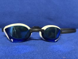 Arena Schwimmbrille mit Etui, blau/weiss, neuwertig