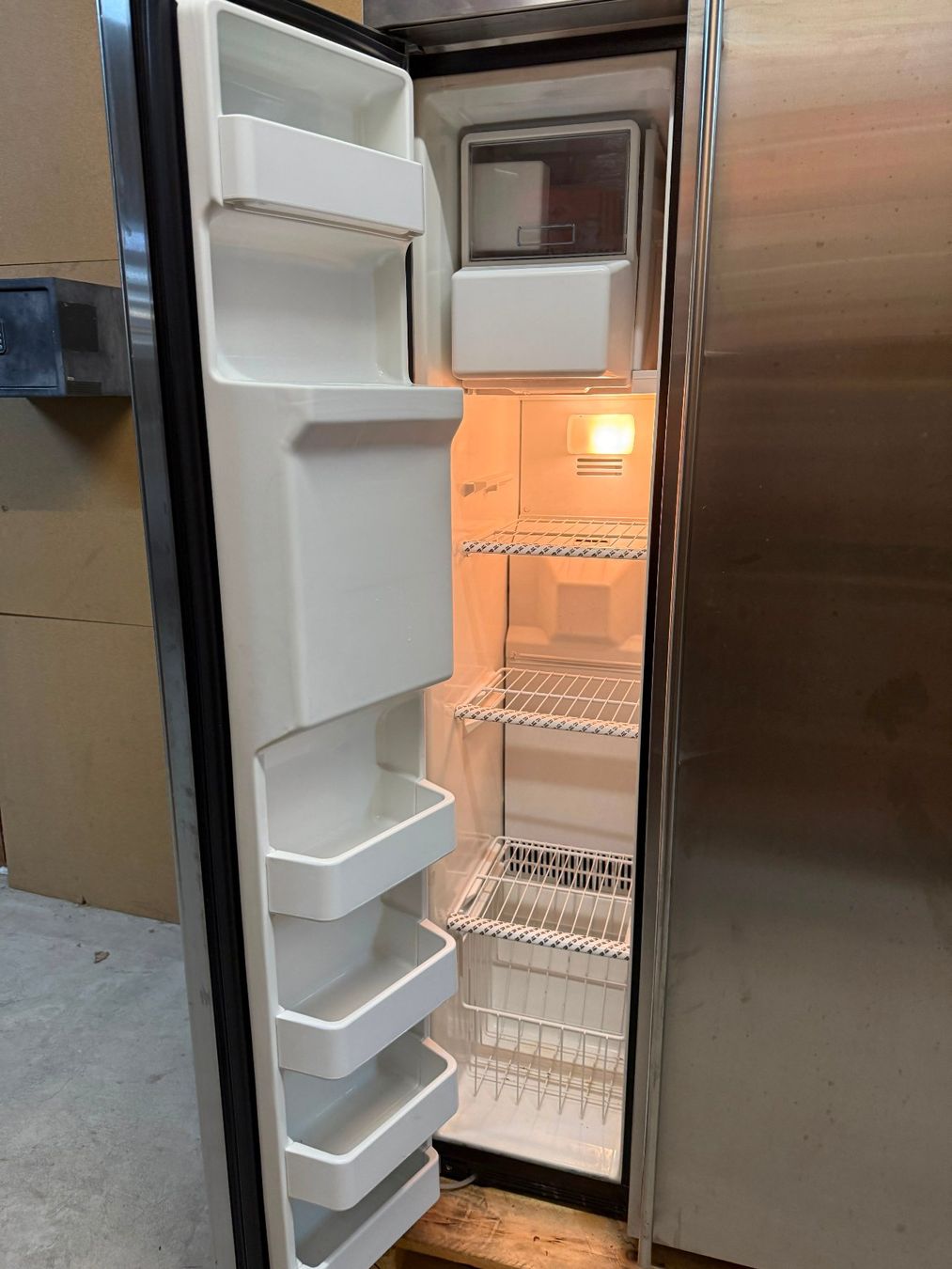 Frigoriferi: Kuhlschrank Admiral II Side-by-Side – Usato da Dietikon venduto da Nesh 1