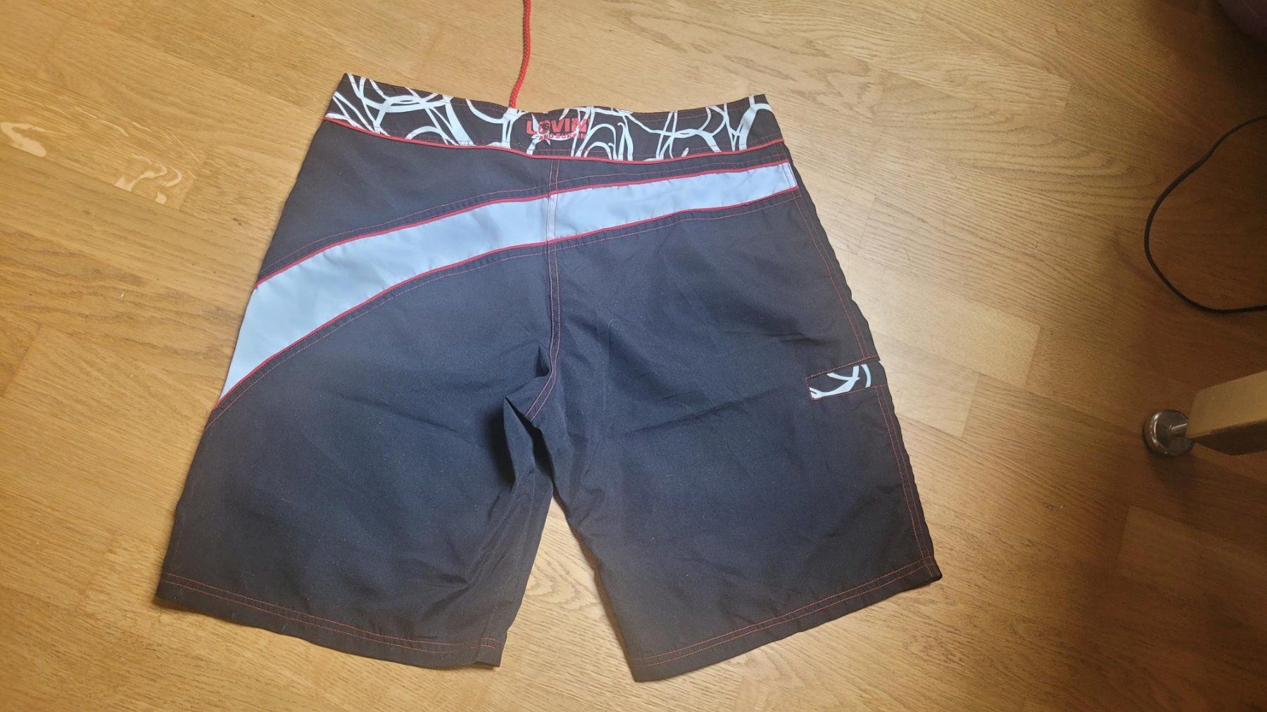 Pantaloni: Badehose, Grösse 40 – Nuovo (secondo la descrizione) da Neschwil venduto da flower_69 1