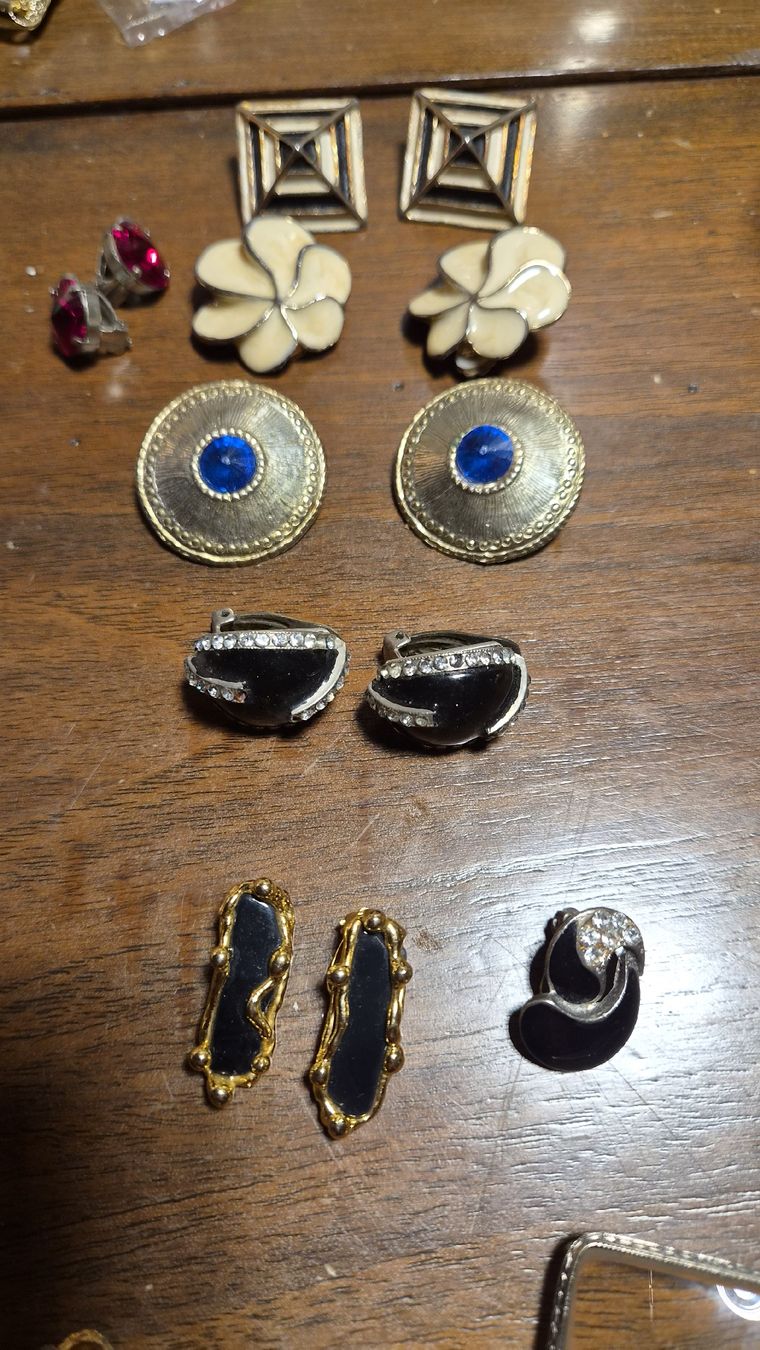 Altri gioielli: 70er Jahre Modeschmuck 1x emailliert  – Usato da Kölliken venduto da MissesBossTop1