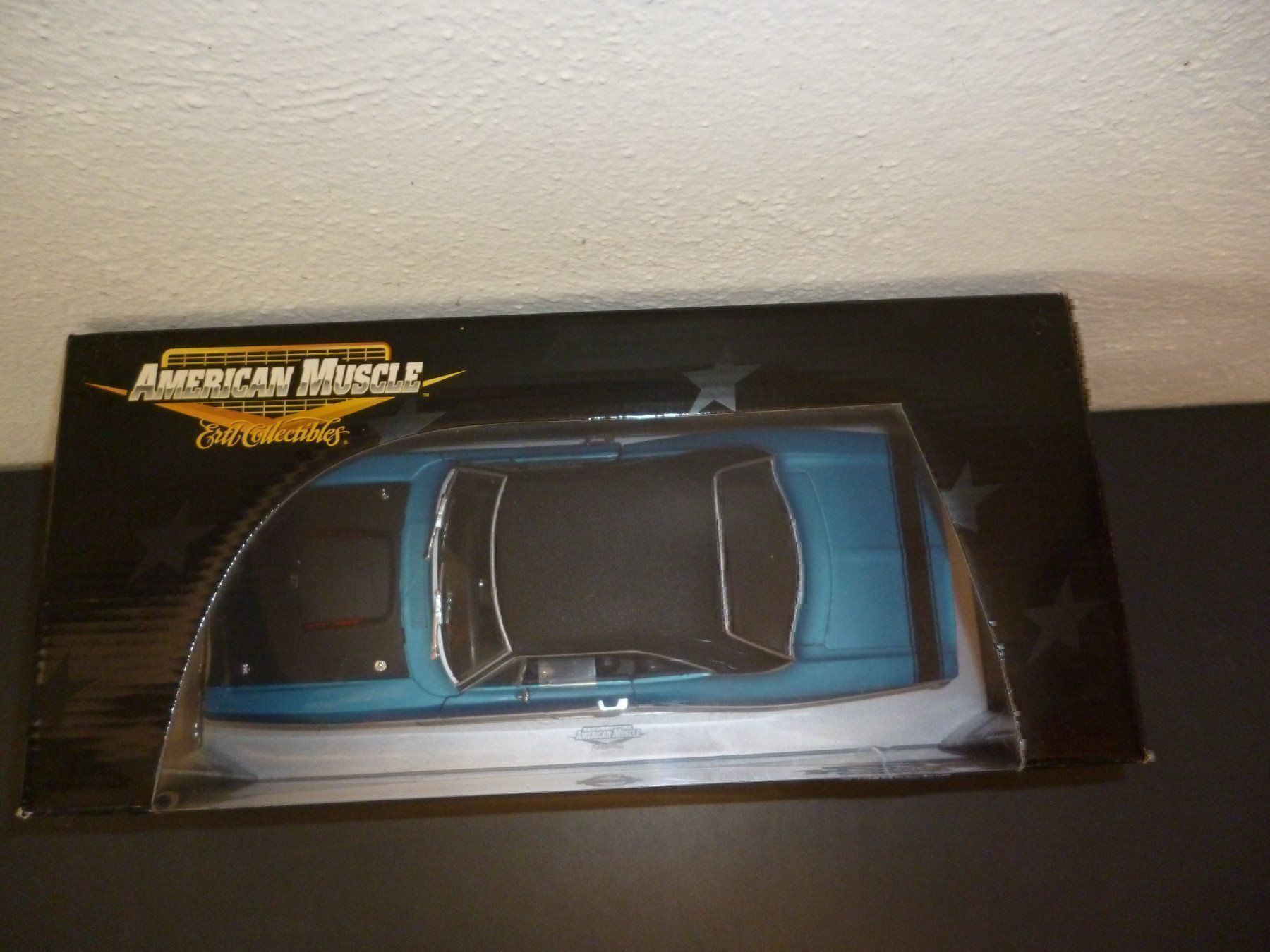 Dodge Modellini d'auto: Dodge Superbee 1969 1:18 – Nuovo e nell'imballaggio originale da Niederwil SG venduto da Kaicorner03 1