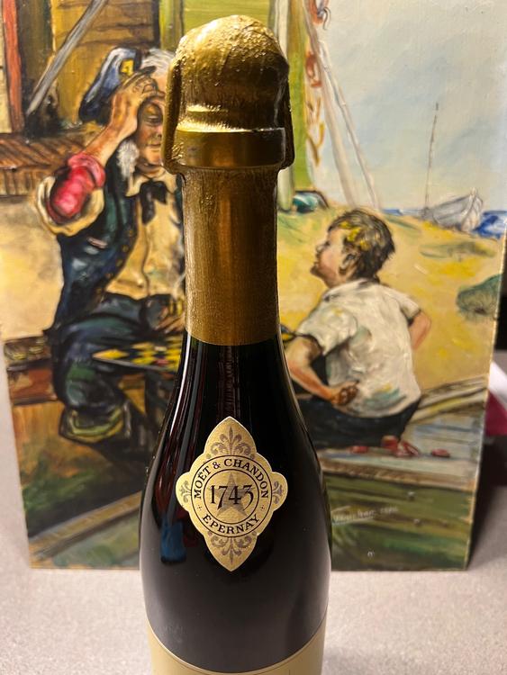 Champagne - ETIQUETTE RATAFIA DE CHAMPAGNE PAR CHAMPAGNE MOET ET CHANDON  **** RARE A SAISIR ******