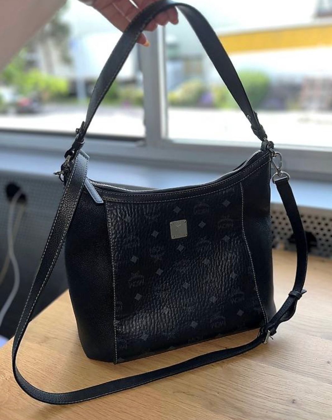 Mcm Borse da donna: Original MCM Medium Luisa Visetos Hobo Bag – Usato da Schlieren venduto da Juressica_717 2