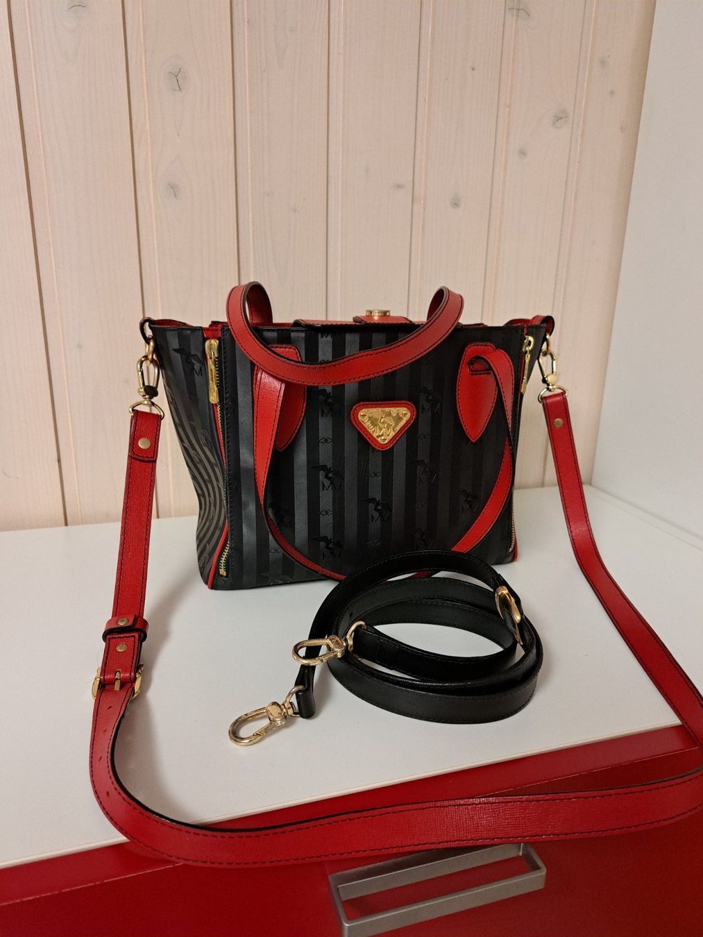 Maison Mollerus Borse da donna: Mollerus Hand-/Schultertasche - kaum gebraucht – Usato da Embrach venduto da Jolilein