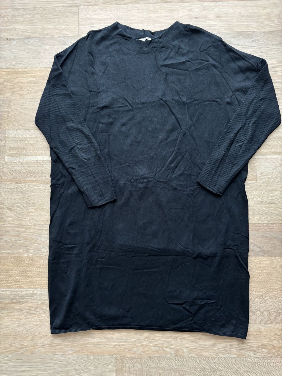 Esprit Vestiti: Strickkleid Esprit schwarz XXL – Usato da Gwatt (Thun) venduto da Bioethanol01