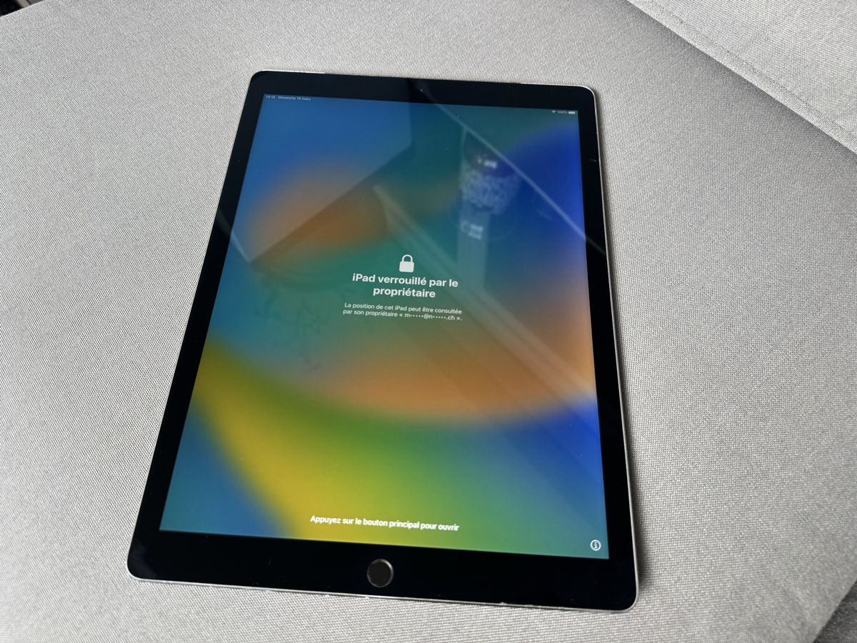 Apple Tablet PC: Apple iPad Pro 12.9  iCloud – Difettoso da Lausanne venduto da Denis- 1