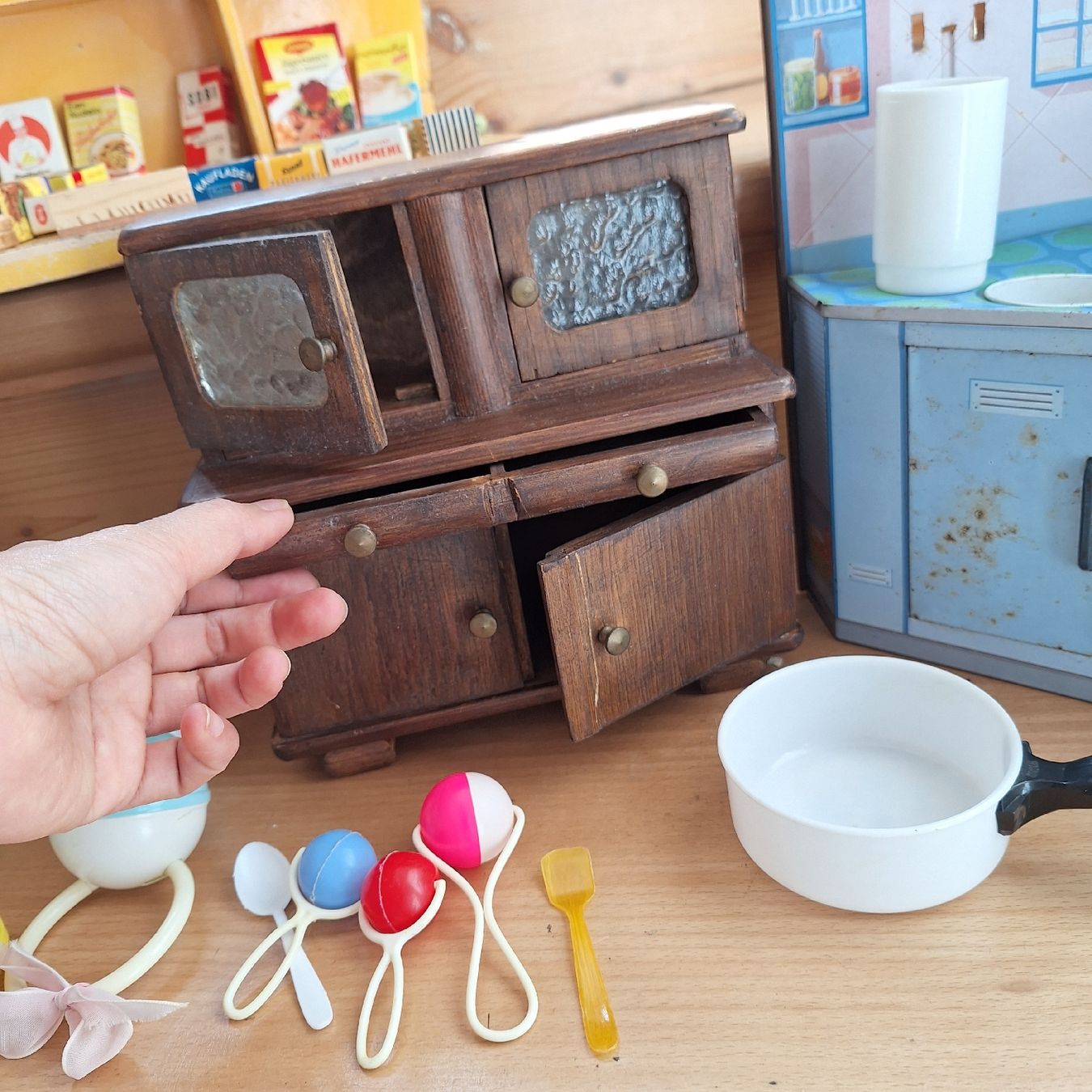 Spielzeuge: Vintage Krämerladen, Spielküche – Gebraucht aus Winterthur von Goldpipau 3