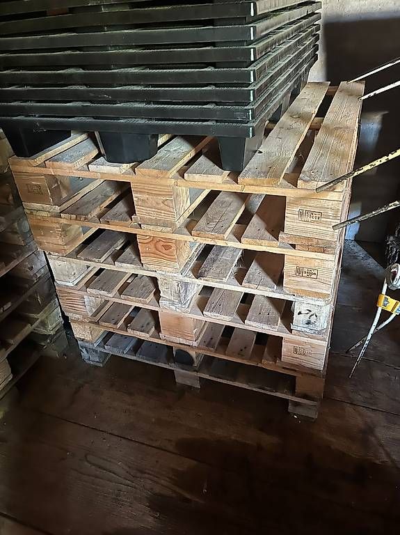 Paletten: Holz Palette – Gebraucht aus Ittenthal von Wico1999