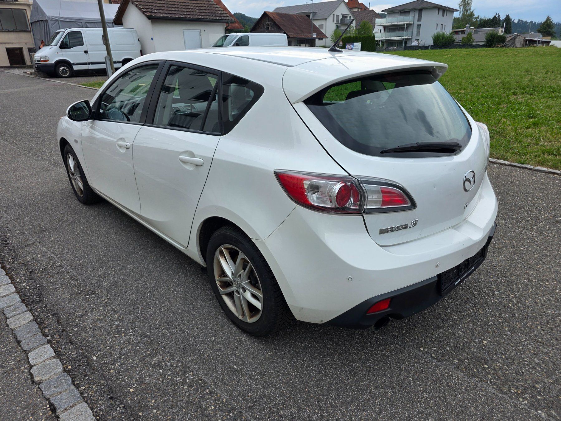 Mazda Autos: Mazda 3 2.2 diesel TOP!!! – D'occasion à staffelbach par del_gj7b 3