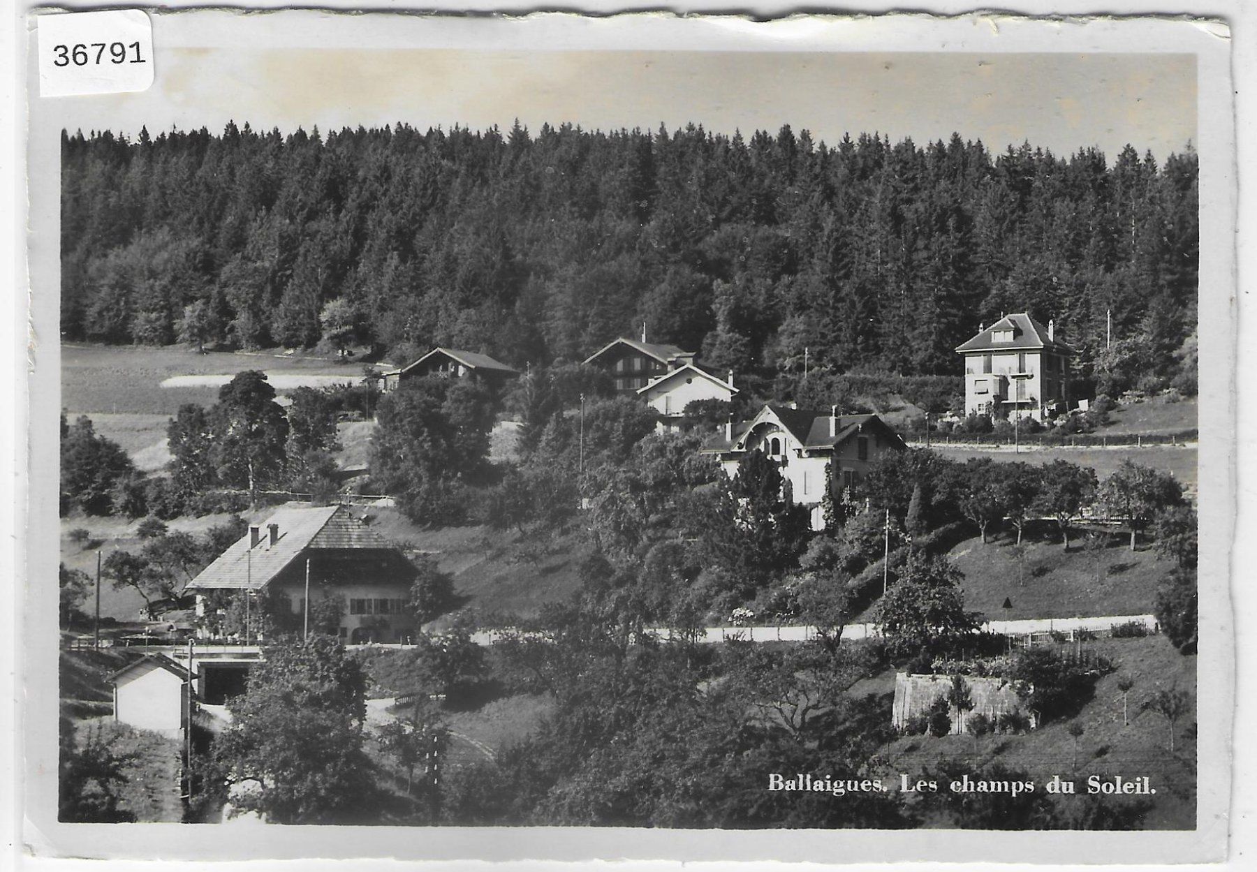 Cartoline postali: Ballaigues - Les champs du Soleil – Usato da Ettingen venduto da Kartenplanet