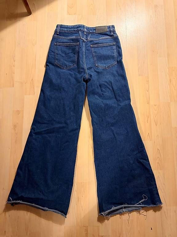 Jeans: CLOSED wide Leg Jeans   – Usato da Zürich venduto da oli_r6hm 1