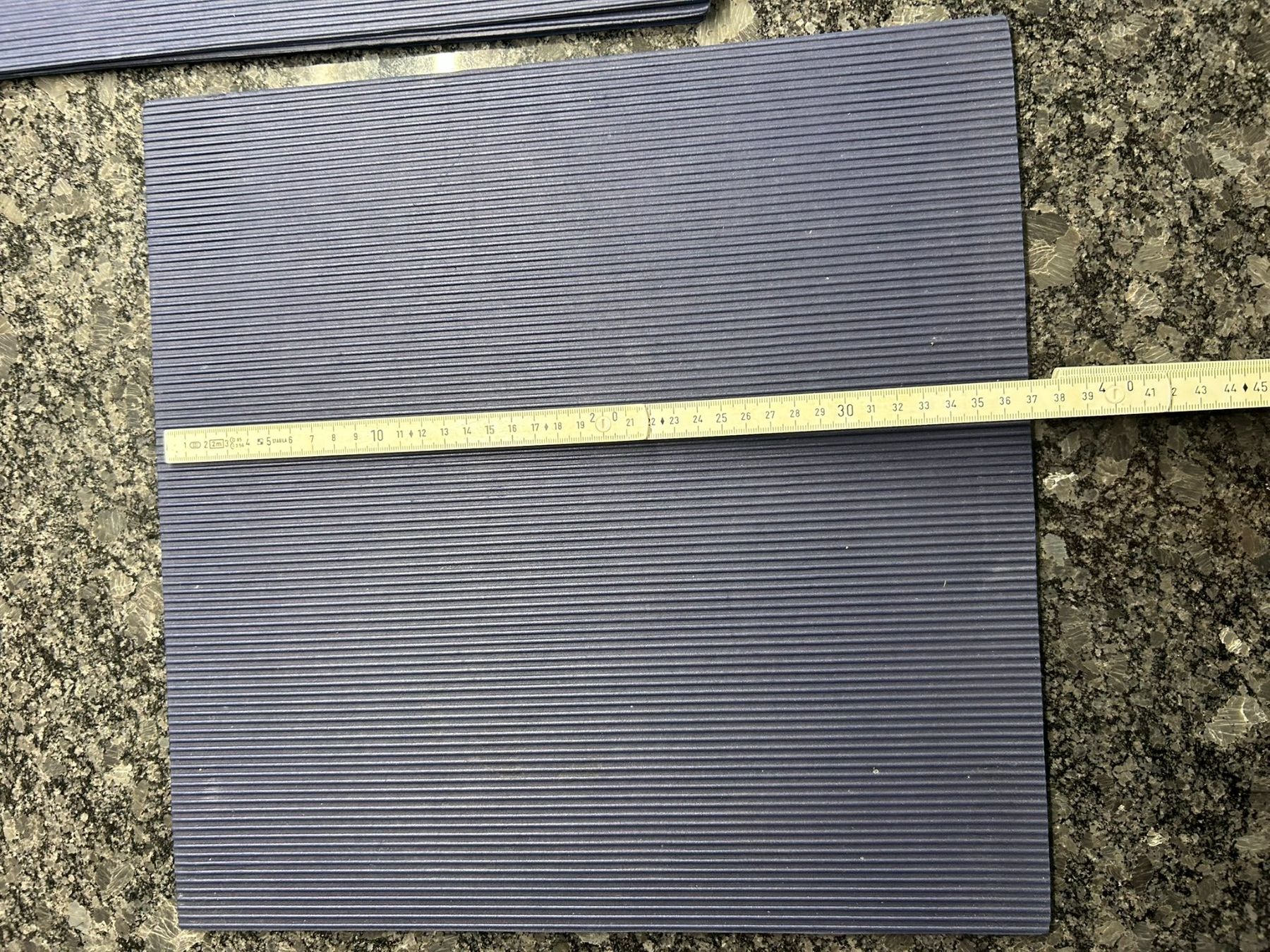 Set di tavolo e panche: Praktische blaue Tischsets – Sets de table – Usato da Küsnacht ZH venduto da filo_fila8700 6
