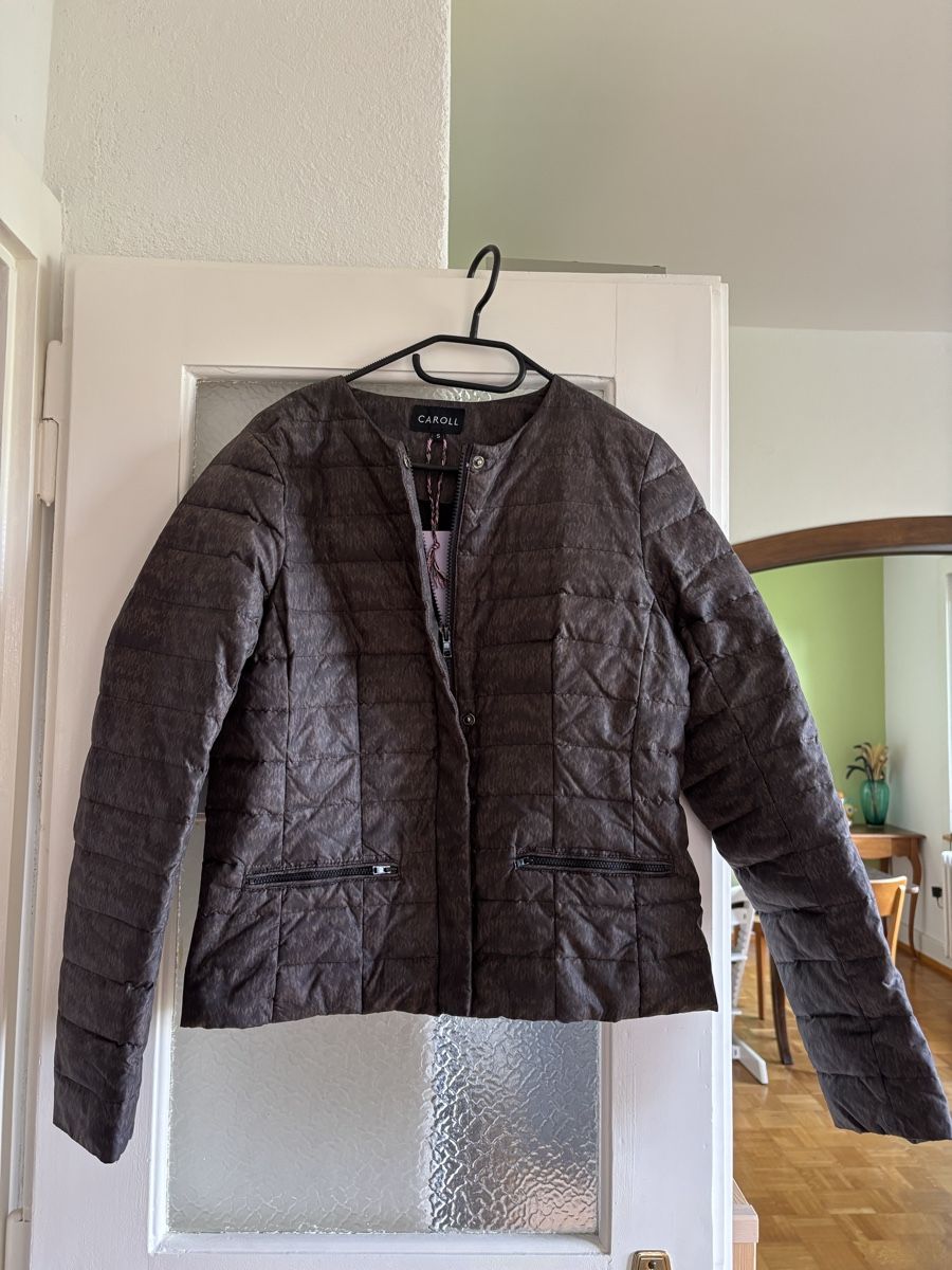 Caroll Gilets & Westen: Veste mi saison Caroll – Gebraucht aus Neuchâtel von cam_lf7y