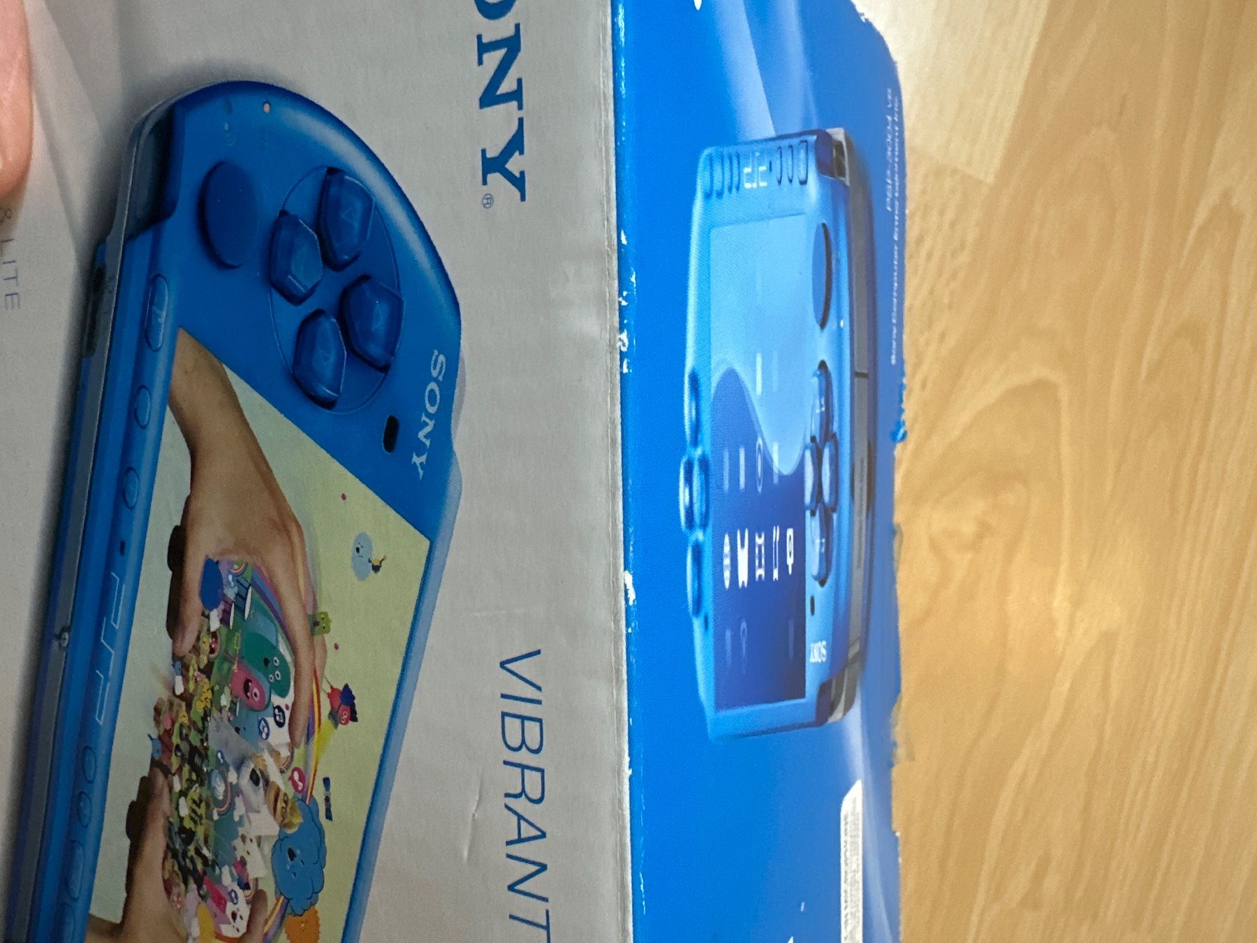 Sony Konsolen: PSP Konsole vibrant blue – Gebraucht aus St.gallen von taduz 4