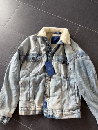Jeansjacke Zara Man 1975 gefüttert Grösse M neu