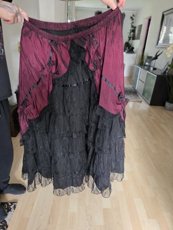Raven Gothic Rockabilly Jupe/Rock, Schwarz/Rot.