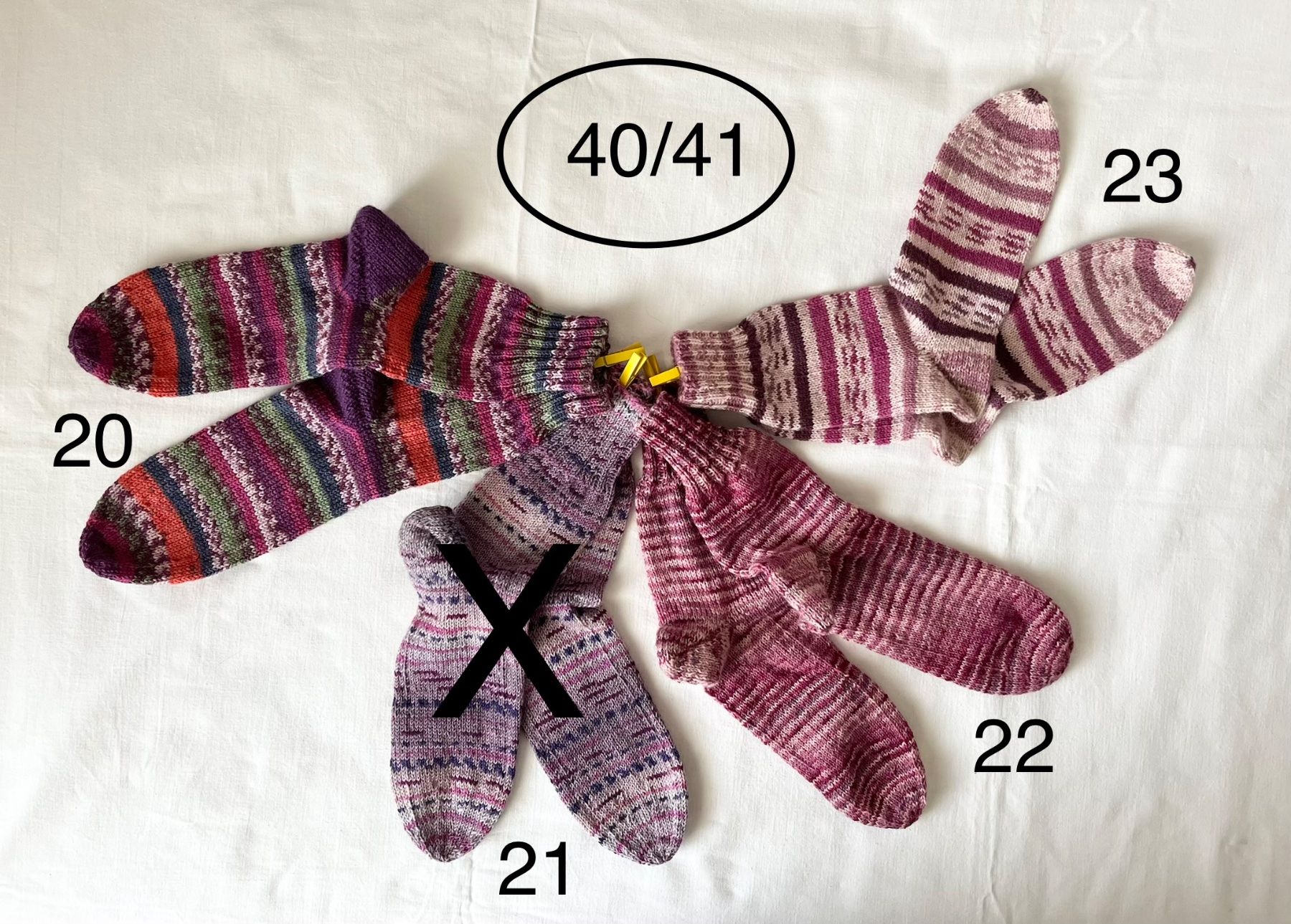Calze: handgestrickte Wollsocken, 40/41 – Nuovo e nell'imballaggio originale da Engelburg venduto da rautibus
