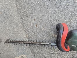Taille-haie Metabo