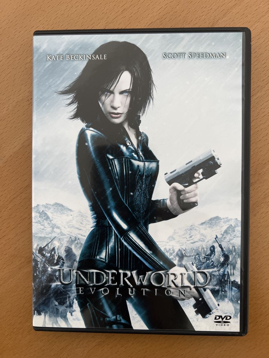 Tutti i DVDs: Underworld Evolution DVD - Kate Beckinsale Actionfilm – Usato da windisch venduto da meisterkingremo
