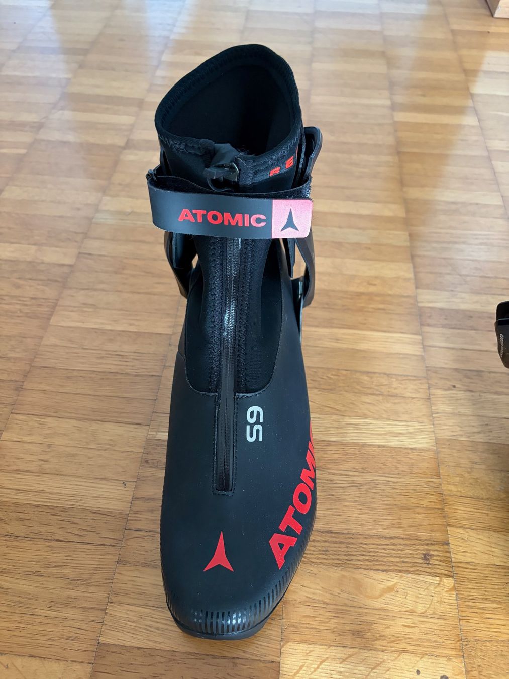 Atomic Scarpe da uomo: Atomic Redster S9 Skating Schuhe, Grösse 44.5 – Usato da Zürich venduto da sulzberg 1