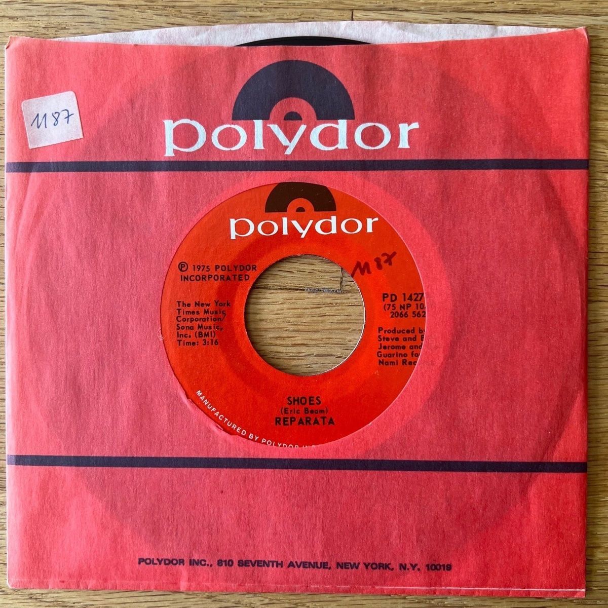 Schallplatten: Reparata - Shoes / 1. US-Press. 1975 – Gebraucht aus Gais von soundcave57