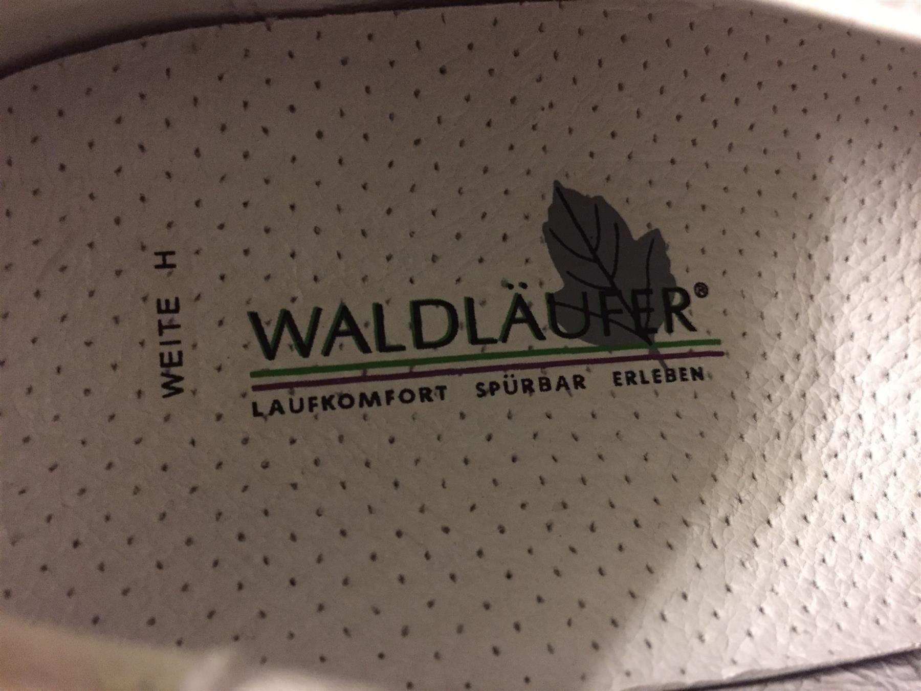 Scarpe da donna: Neuwertige Damenschuhe Waldläufer Gr.36. – Nuovo e nell'imballaggio originale da Lanzenhäusern venduto da vic63 2
