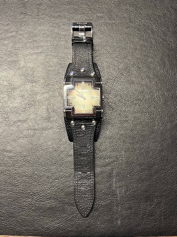 Orologi: Police Uhr – Usato da Hägendorf venduto da Chev-Chelios89 3