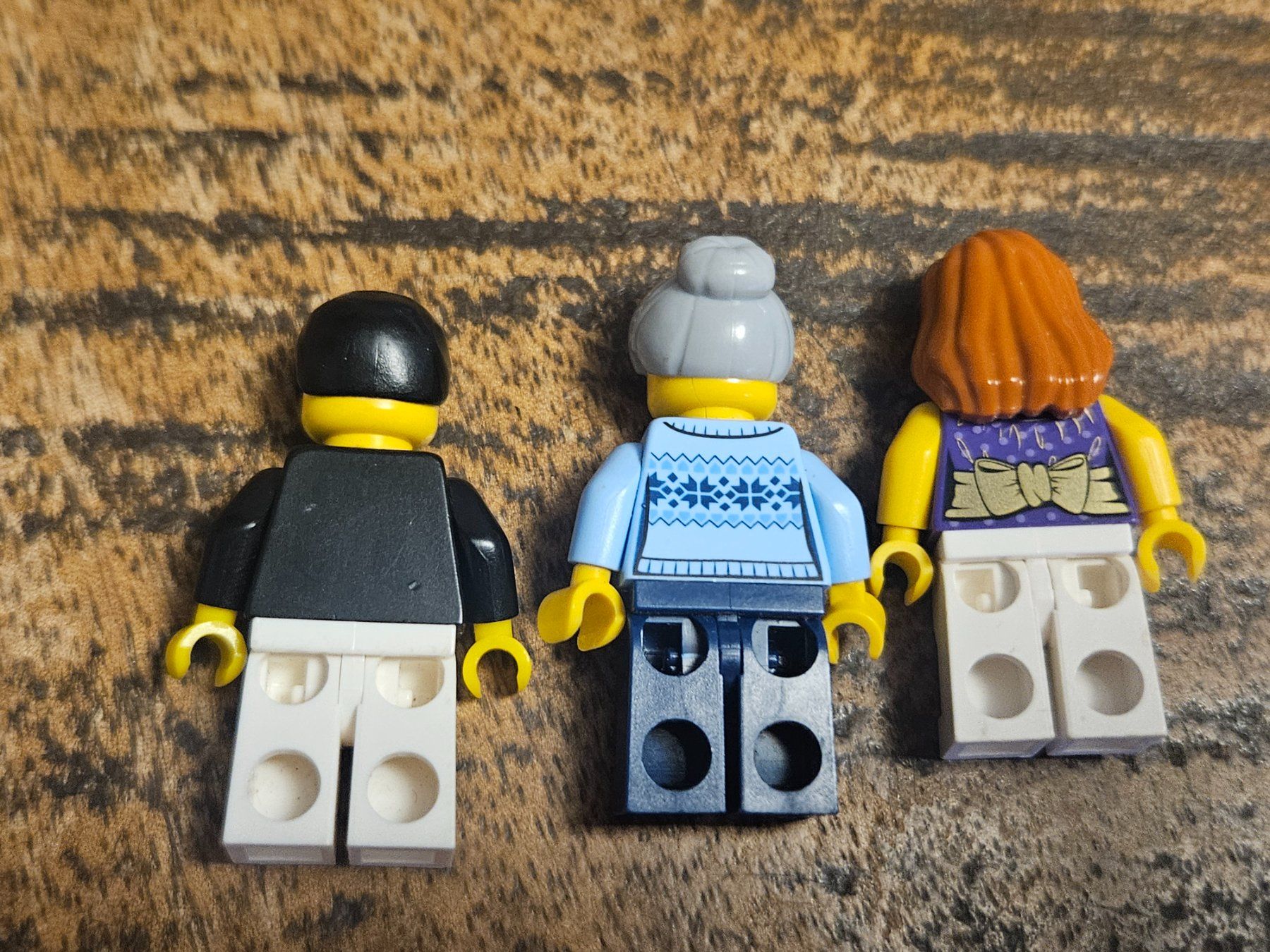 Lego Kit di costruzioni: lego lot de 3 figurines – Usato da Confignon venduto da Ecrofigs 1