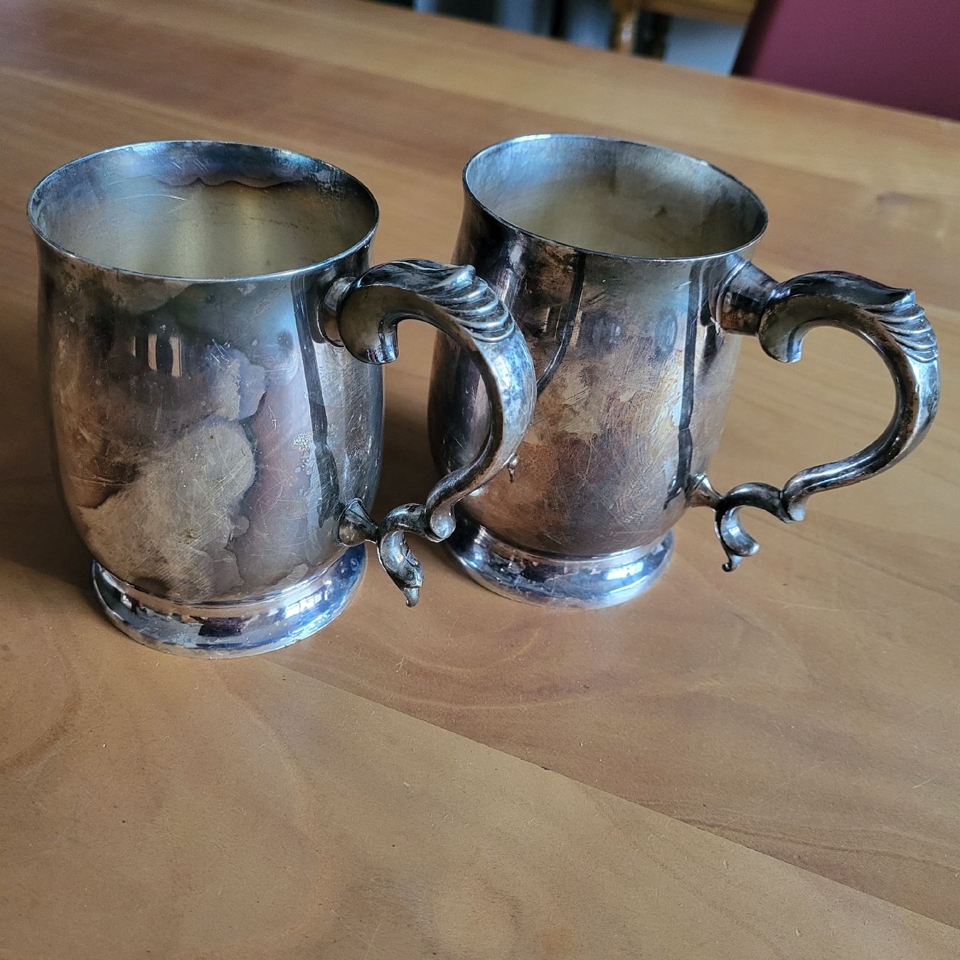 Caraffe: 2 versilberte Krüge Alpha Plate.... – Usato da Kägiswil venduto da Megafi56